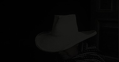 No le queda bien la democracia a la propuesta extremista de la izquierda del sombrero luminoso