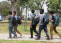¿Puede un ciudadano dejar pasar la mediocridad y la vulgaridad, callar su opinión?