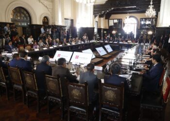 ¿Qué “instituciones” no sirven a la ciudadanía o deberían ser replanteadas en su totalidad?