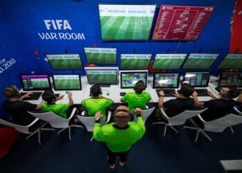 Caro, inconsistente y aburrido: el VAR debía traer justicia pero ahora es el gran sospechoso del Mundial
