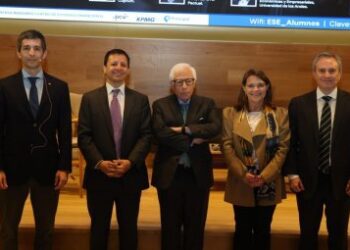 Chile analiza: “Fondos generacionales: desafíos y oportunidades para las pensiones y el mercado de capitales”