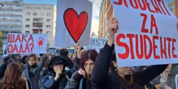 El ejemplo del movimiento Otpor y la ‘noviolencia’ transforman la protesta en poder político en Serbia